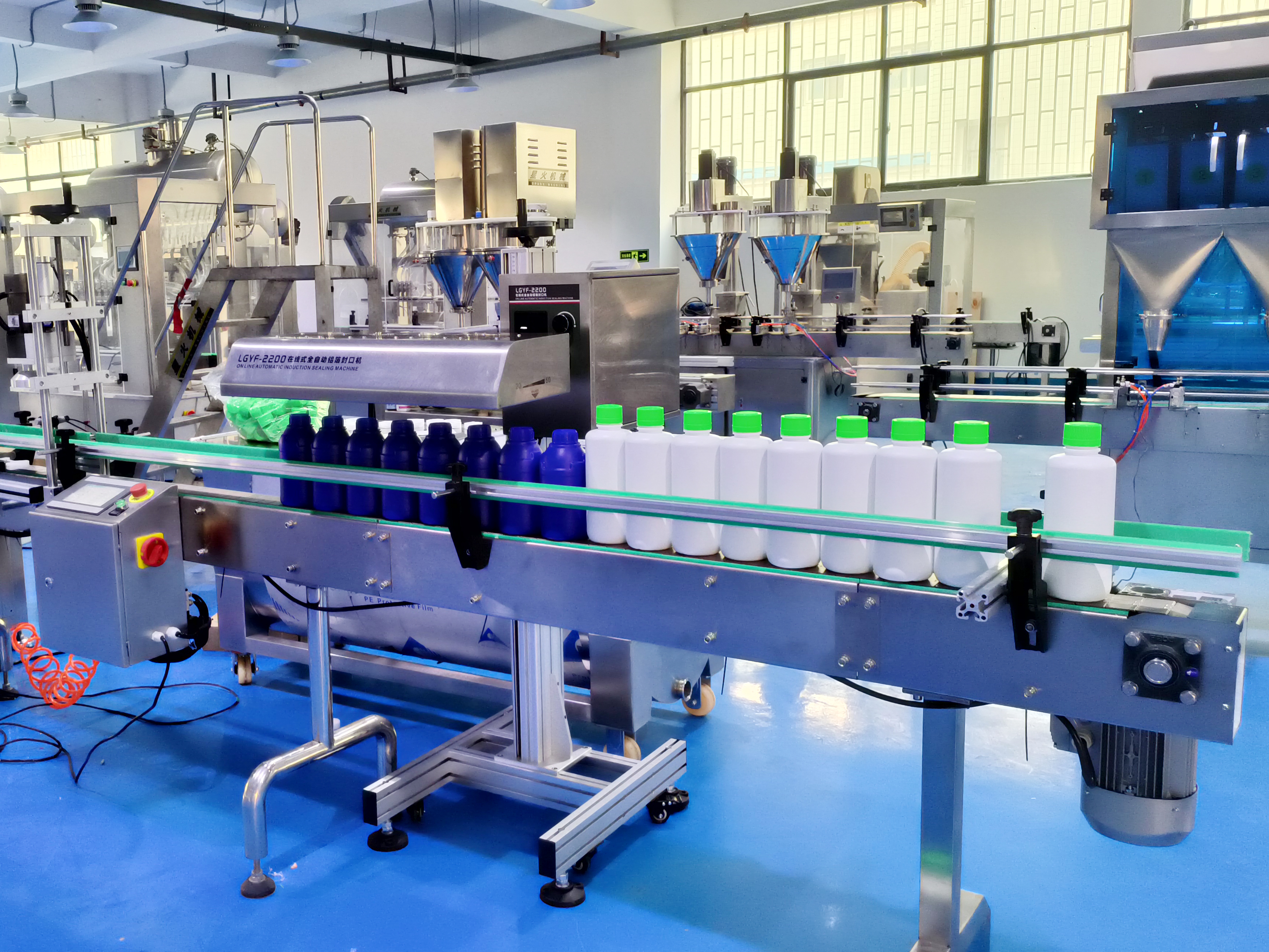 鋁箔封口機展示