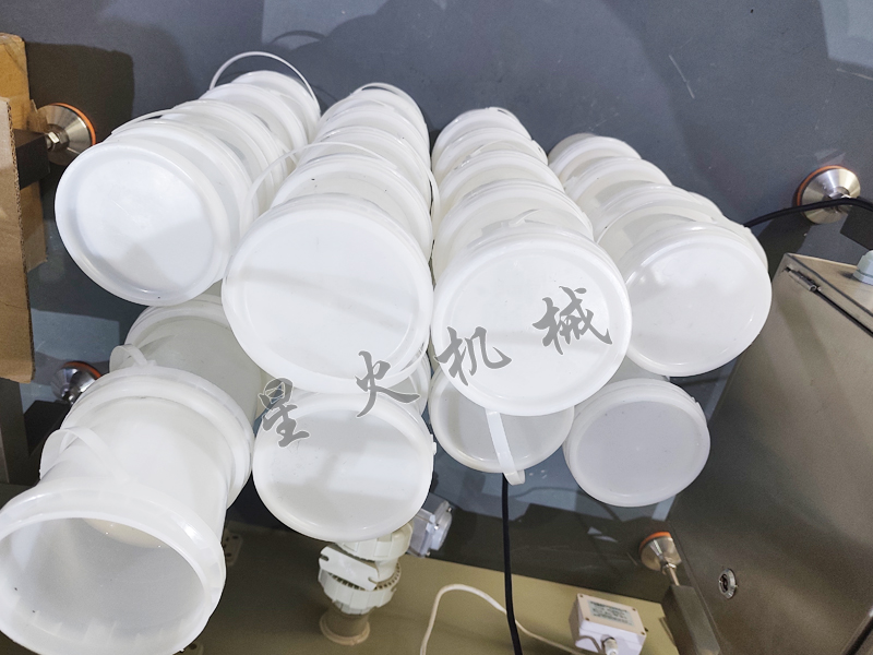 塑料桶壓蓋封口實際效果
