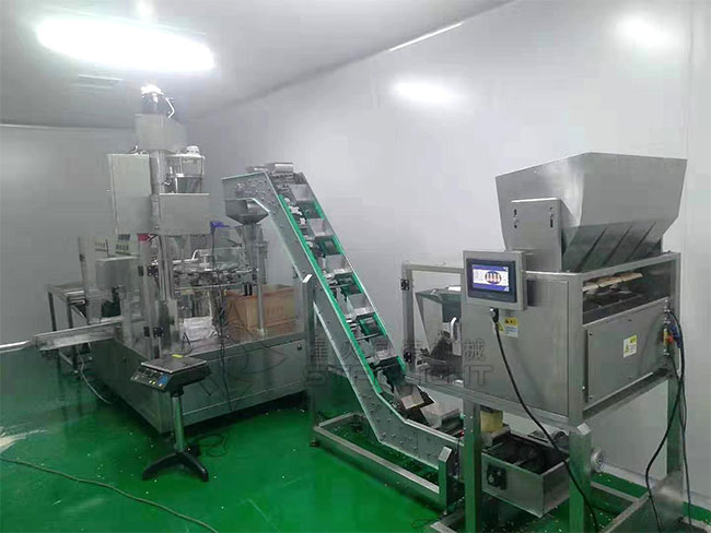 星火全自動食鹽包裝機械展示